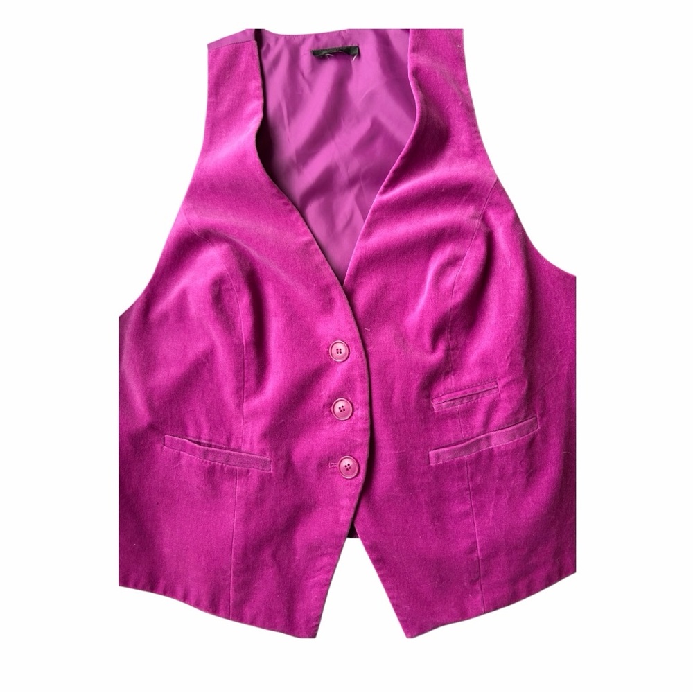 Lane Bryant Vibrant Velour Pink Button-Up Vest 🌻